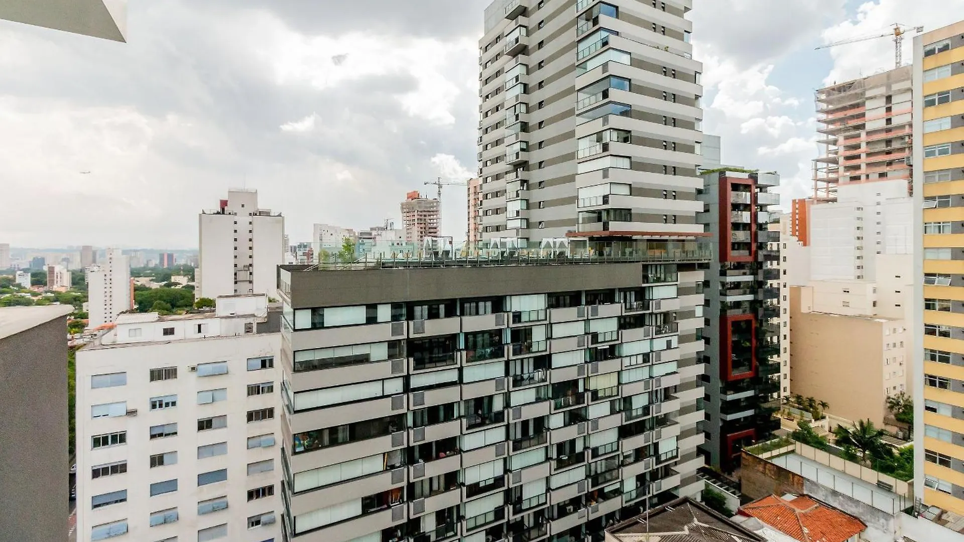 Conforto E Praticidade Na Oscar Freire Sao Paulo 0*,  Brazil